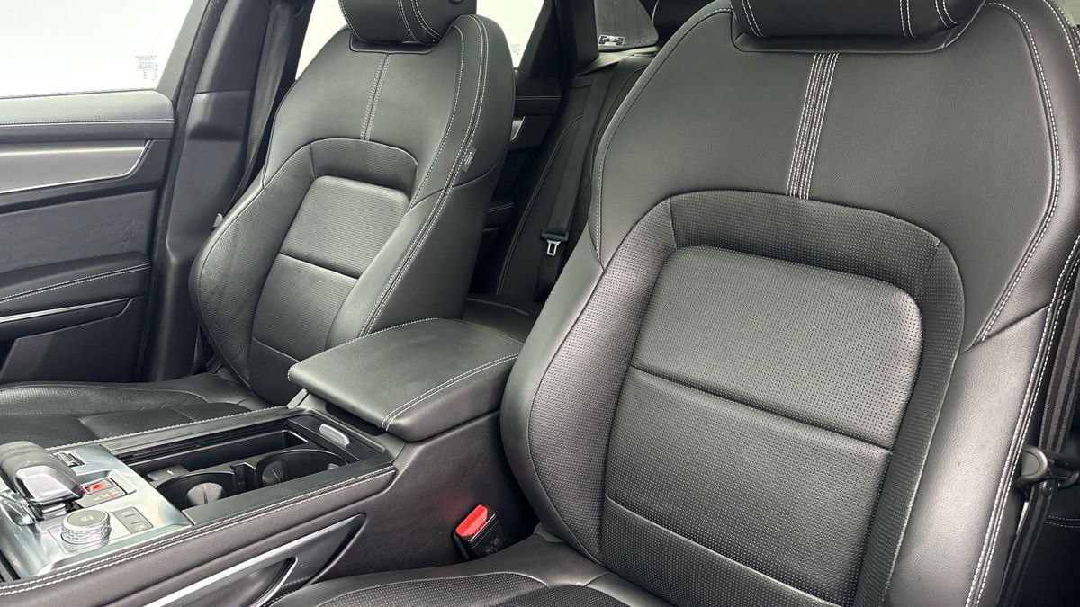 Used Jaguar F-Pace 2023 for sale - 76280694: Photo 7