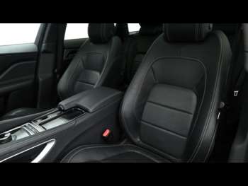 Used Jaguar F-Pace 2020 for sale - 74562103: Photo