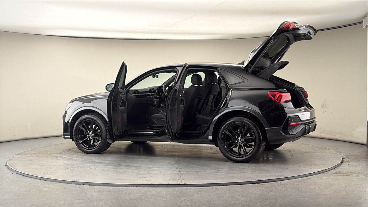 Used Audi Q3 2022 for sale - 77990349: Photo 45