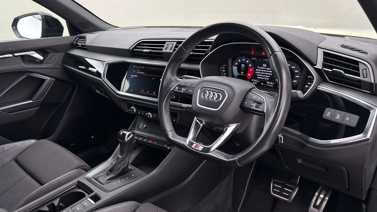 Used Audi Q3 2022 for sale - 77990349: Photo 5