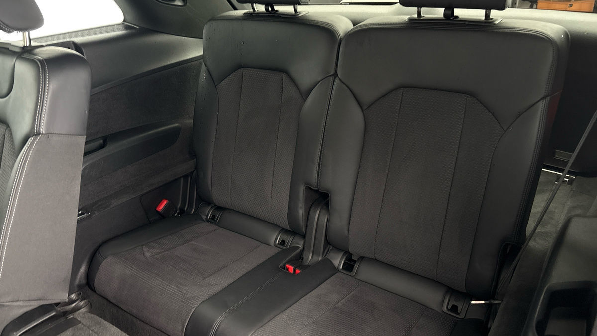 Used Audi Q7 2023 for sale - 76368748: Photo 26