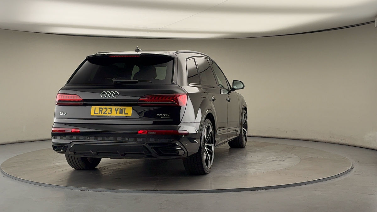 Used Audi Q7 2023 for sale - 76368748: Photo 43