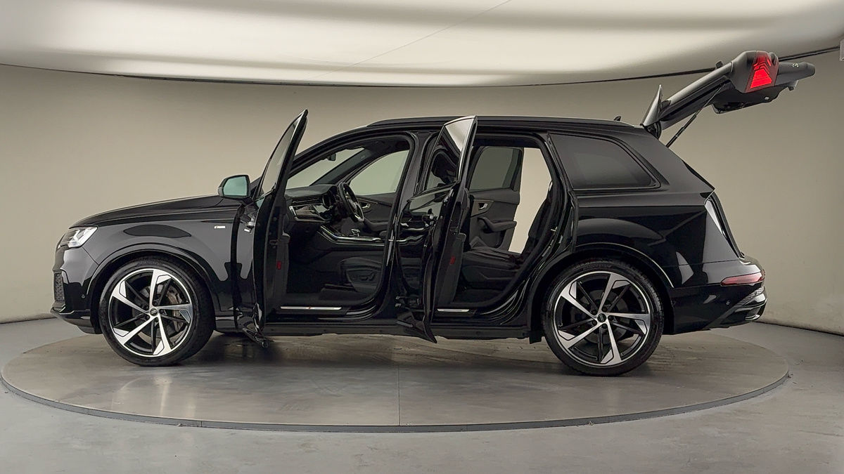 Used Audi Q7 2023 for sale - 76368748: Photo 49