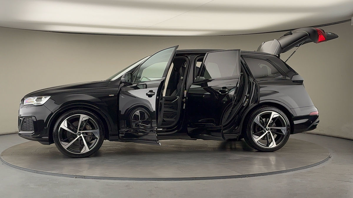 Used Audi Q7 2023 for sale - 76368748: Photo 50
