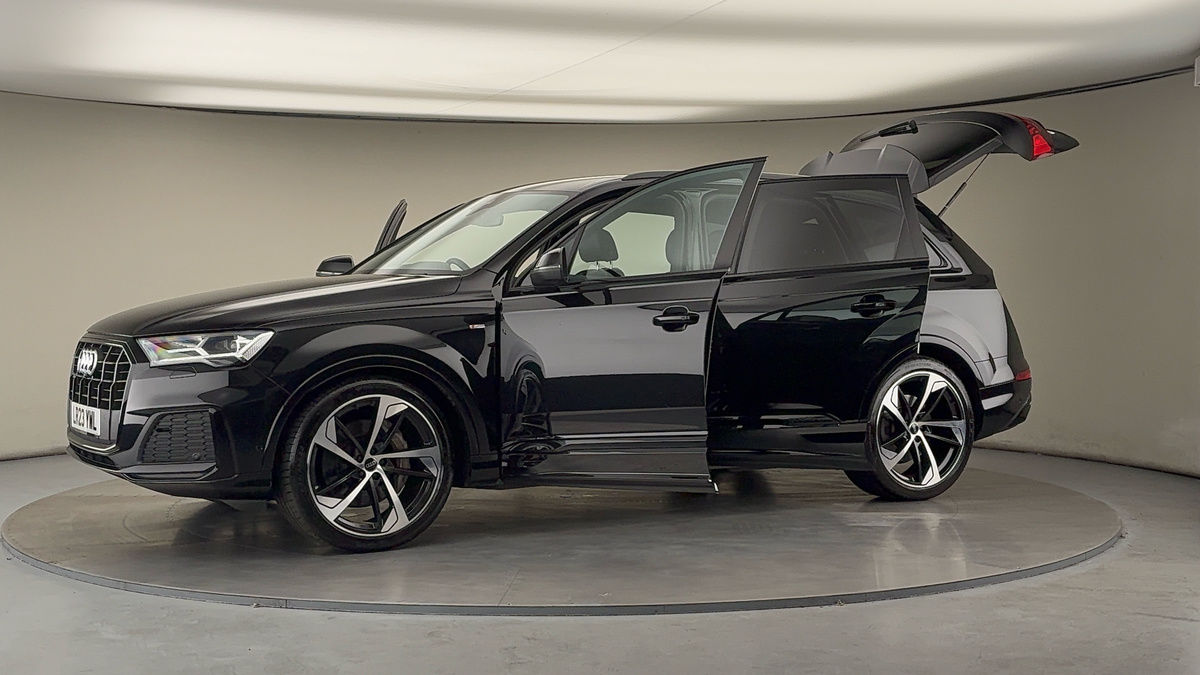 Used Audi Q7 2023 for sale - 76368748: Photo 51