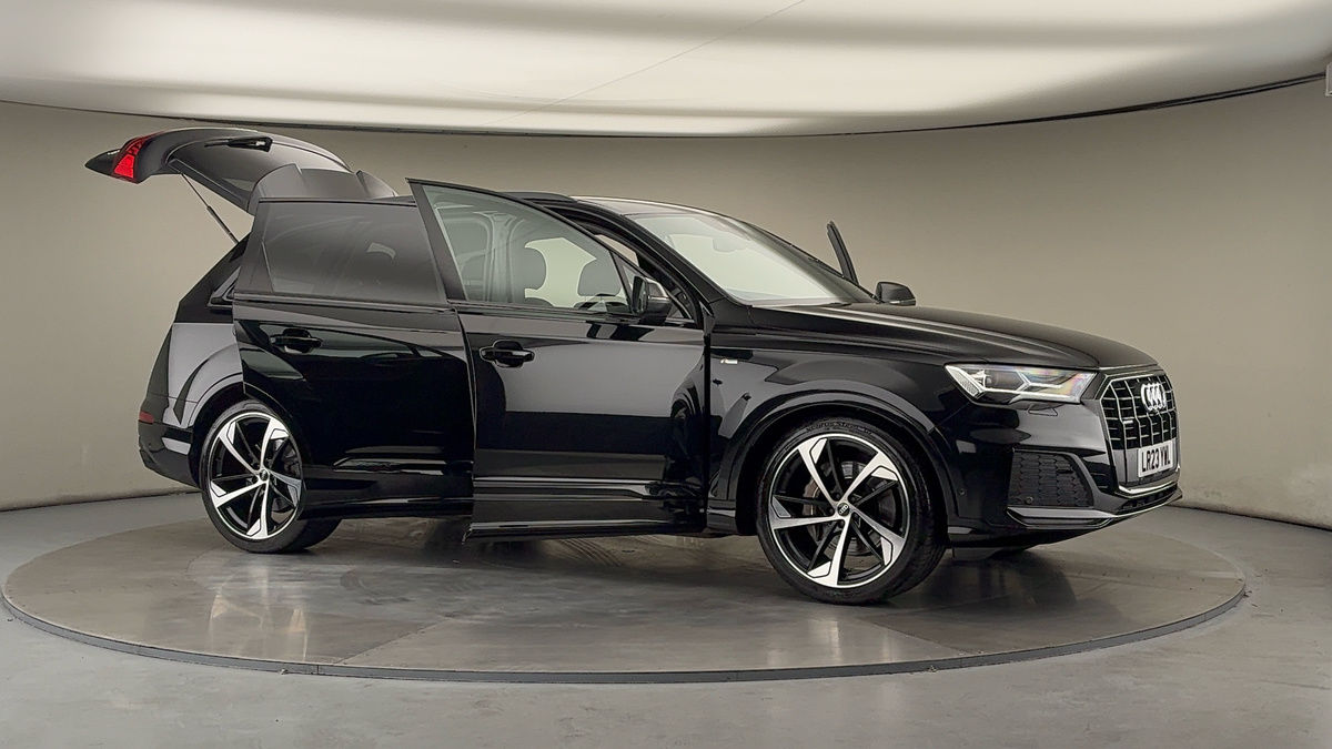 Used Audi Q7 2023 for sale - 76368748: Photo 57