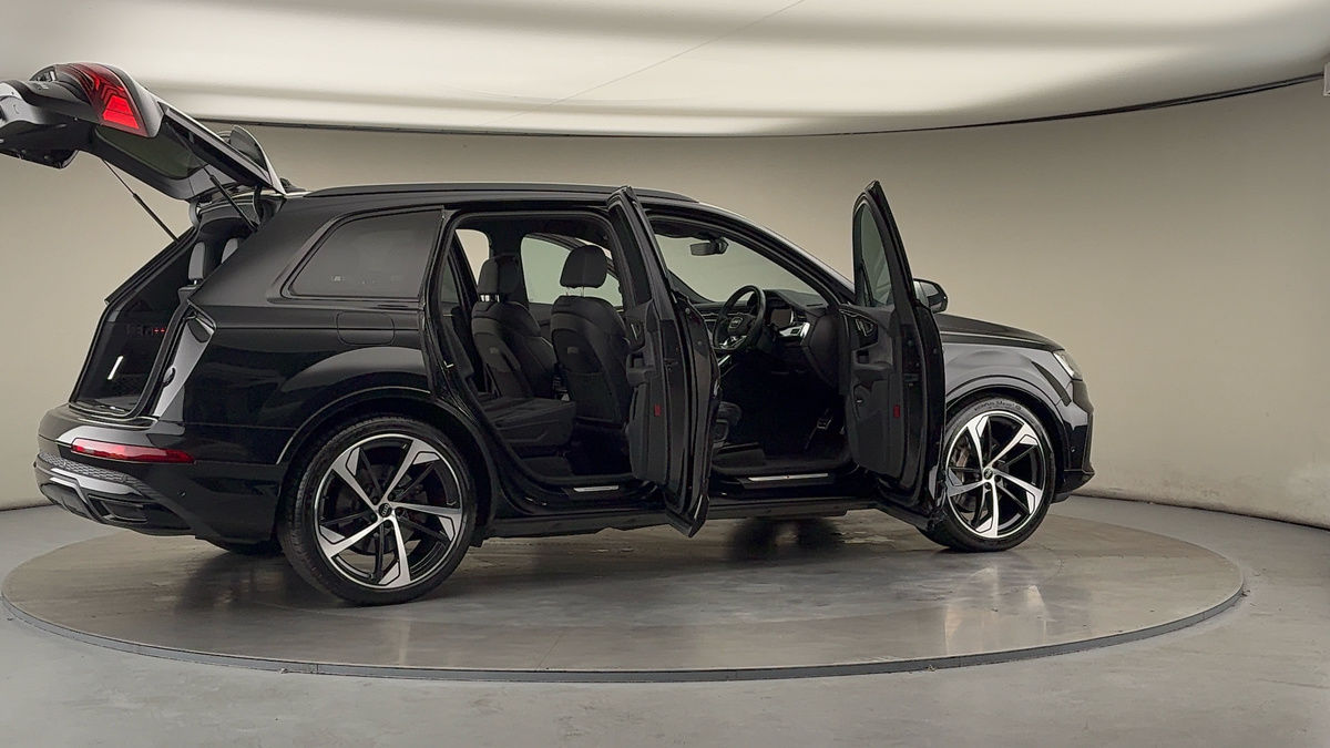 Used Audi Q7 2023 for sale - 76368748: Photo 60