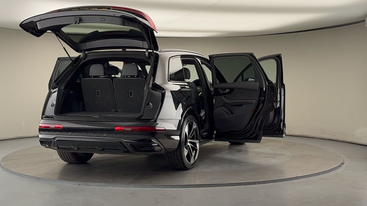 Used Audi Q7 2023 for sale - 76368748: Photo 62