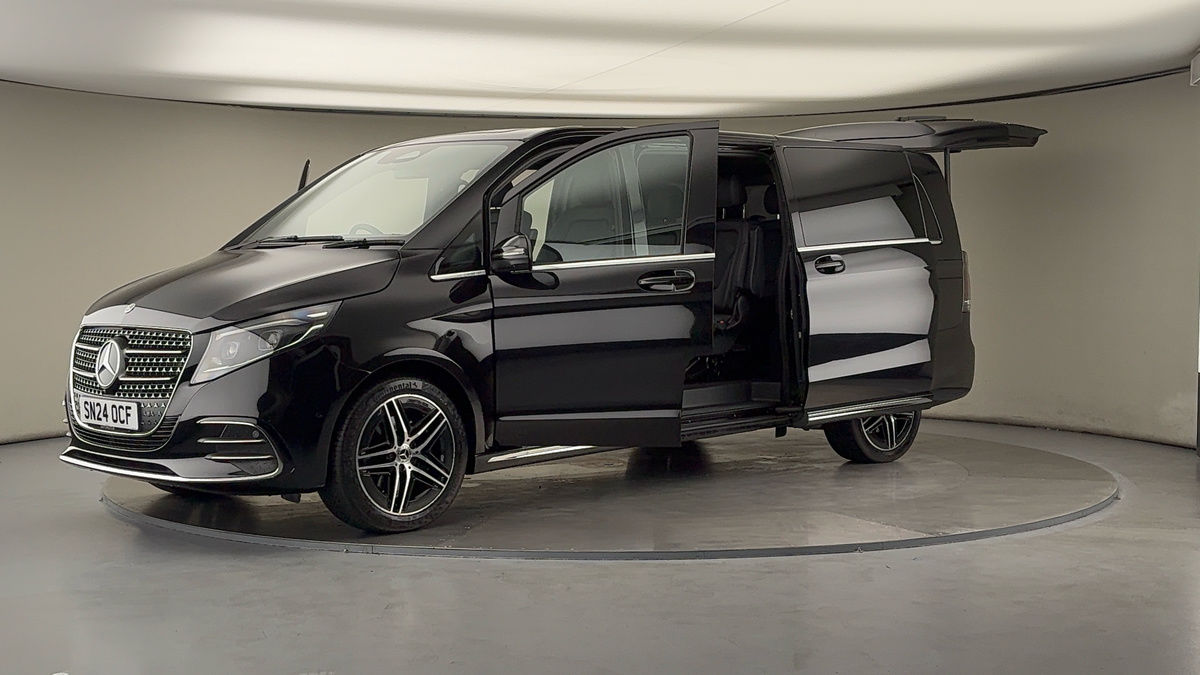 Used Mercedes-Benz V-Class 2024 for sale - 76010602: Photo 22