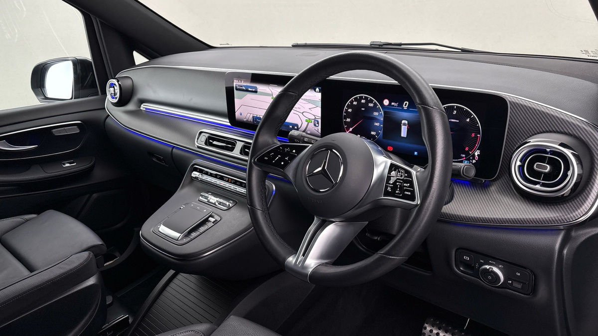 Used Mercedes-Benz V-Class 2024 for sale - 76010602: Photo 5