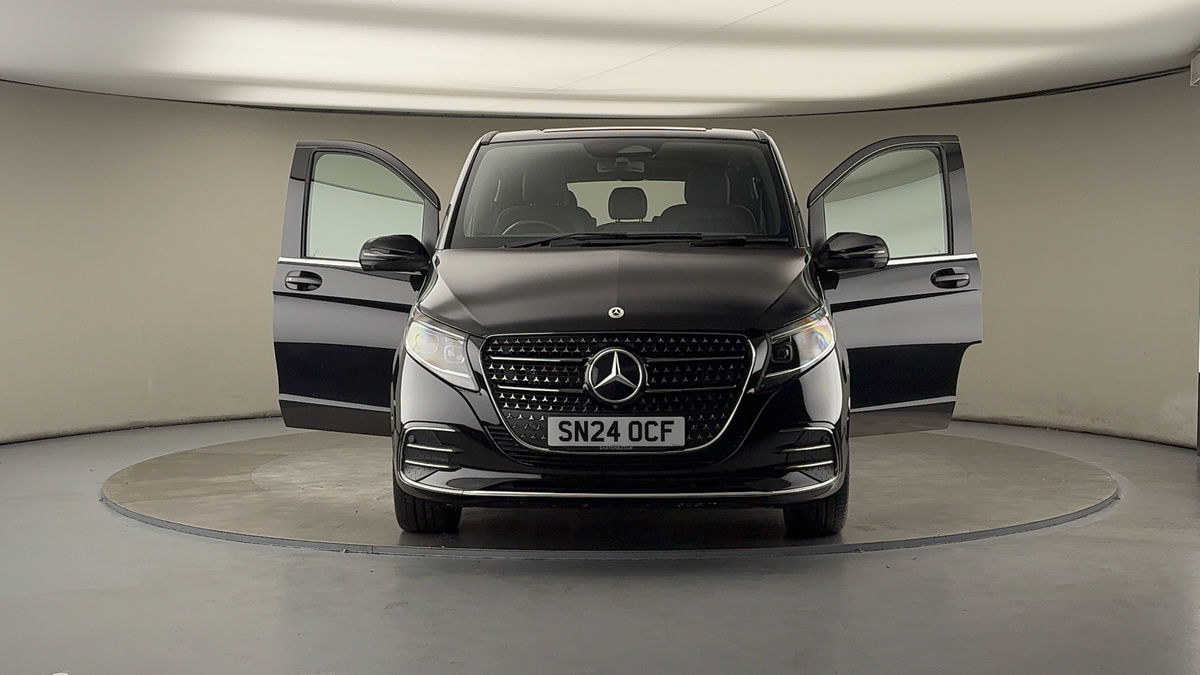 Used Mercedes-Benz V-Class 2024 for sale - 76010602: Photo 51