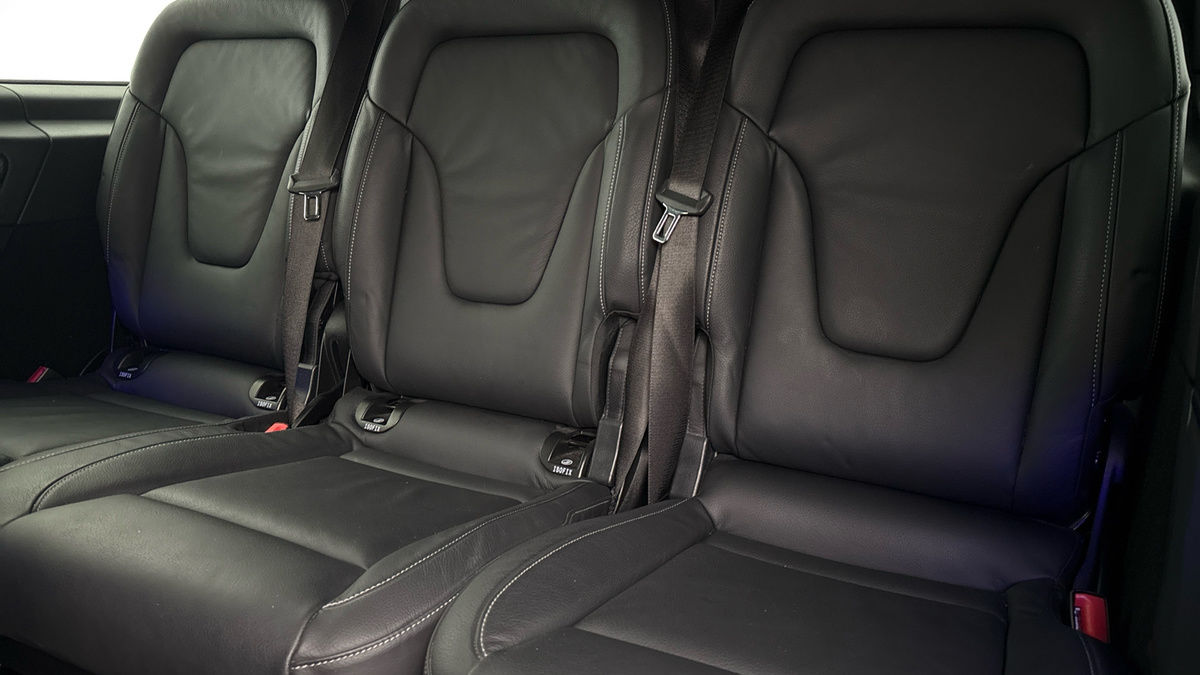 Used Mercedes-Benz V-Class 2024 for sale - 76010602: Photo 9