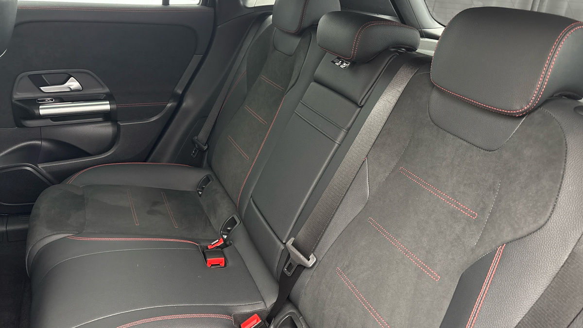 Used Mercedes-Benz EQA 2024 for sale - 76357253: Photo 8