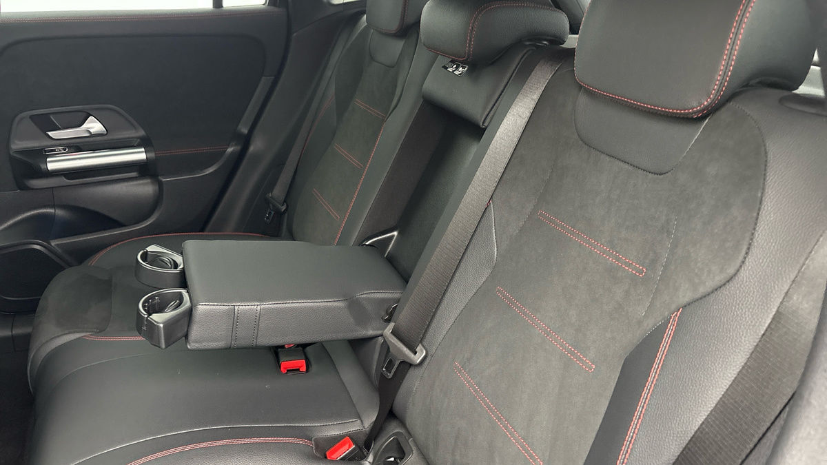 Used Mercedes-Benz EQA 2024 for sale - 76357253: Photo 9