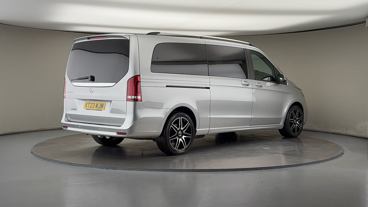 Used Mercedes-Benz V-Class 2023 for sale - 75924509: Photo 21