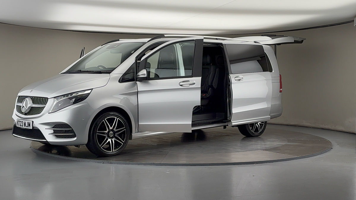 Used Mercedes-Benz V-Class 2023 for sale - 75924509: Photo 22