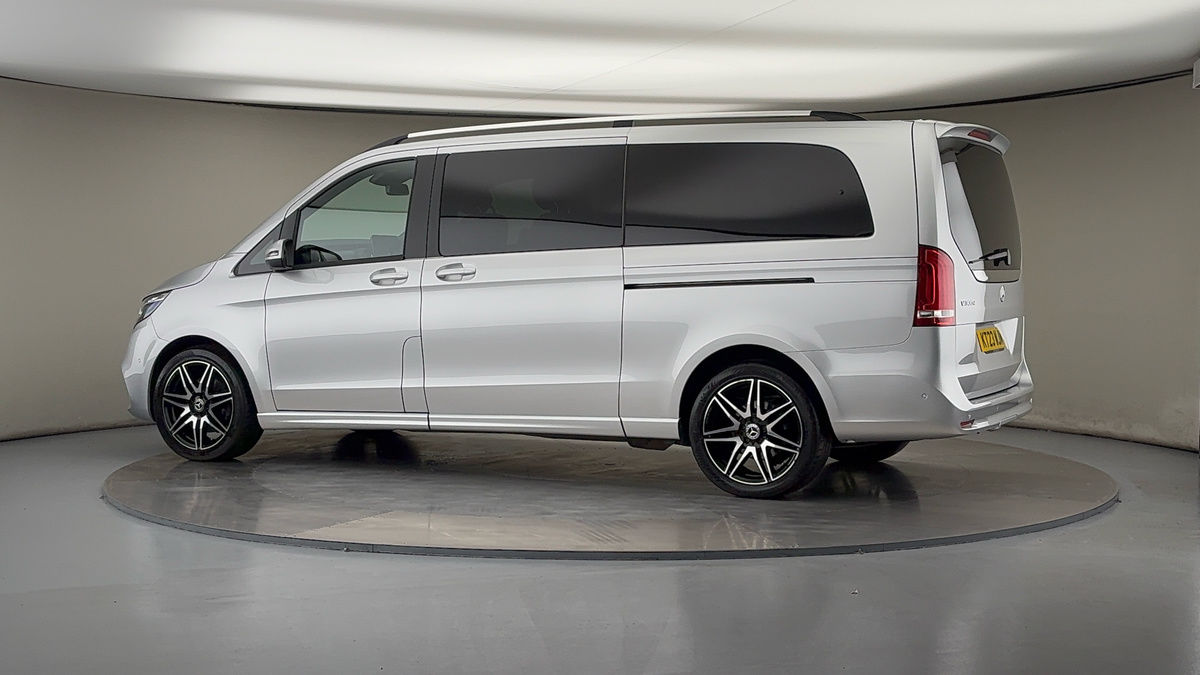 Used Mercedes-Benz V-Class 2023 for sale - 75924509: Photo 26