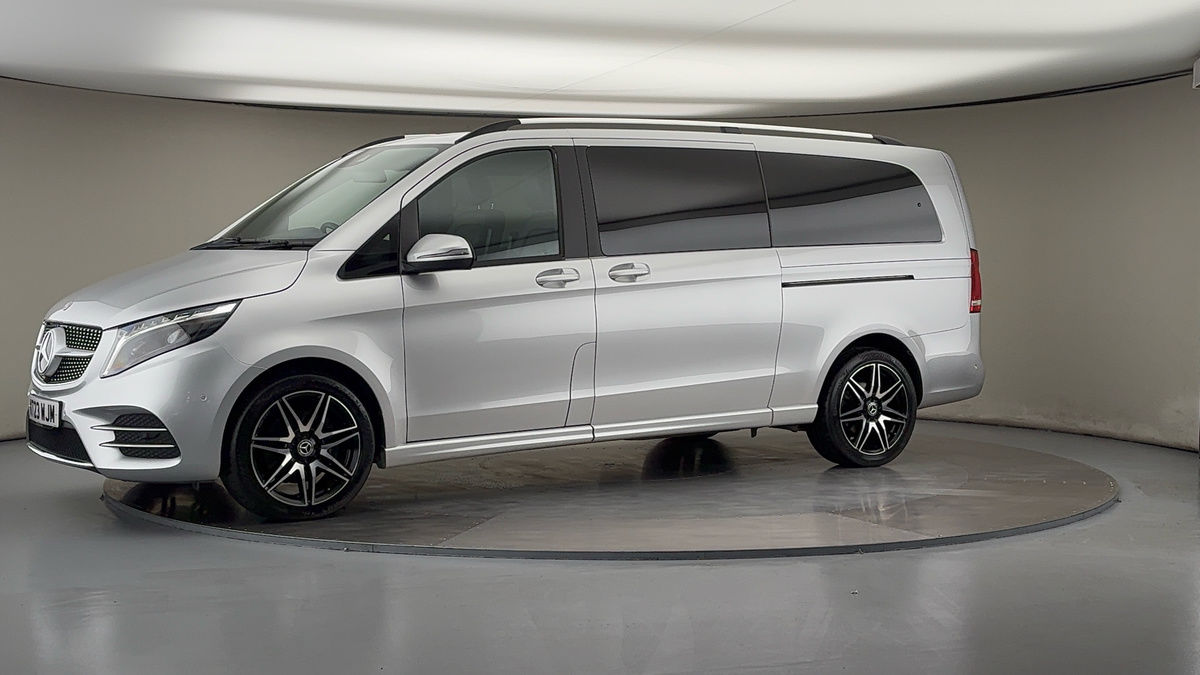 Used Mercedes-Benz V-Class 2023 for sale - 75924509: Photo 29