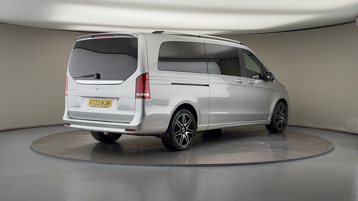 Used Mercedes-Benz V-Class 2023 for sale - 75924509: Photo 39