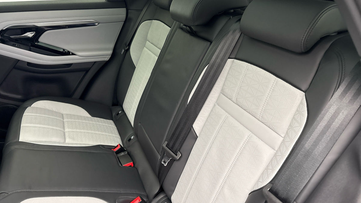 Used Land Rover Range Rover Evoque 2023 for sale - 77342449: Photo 8