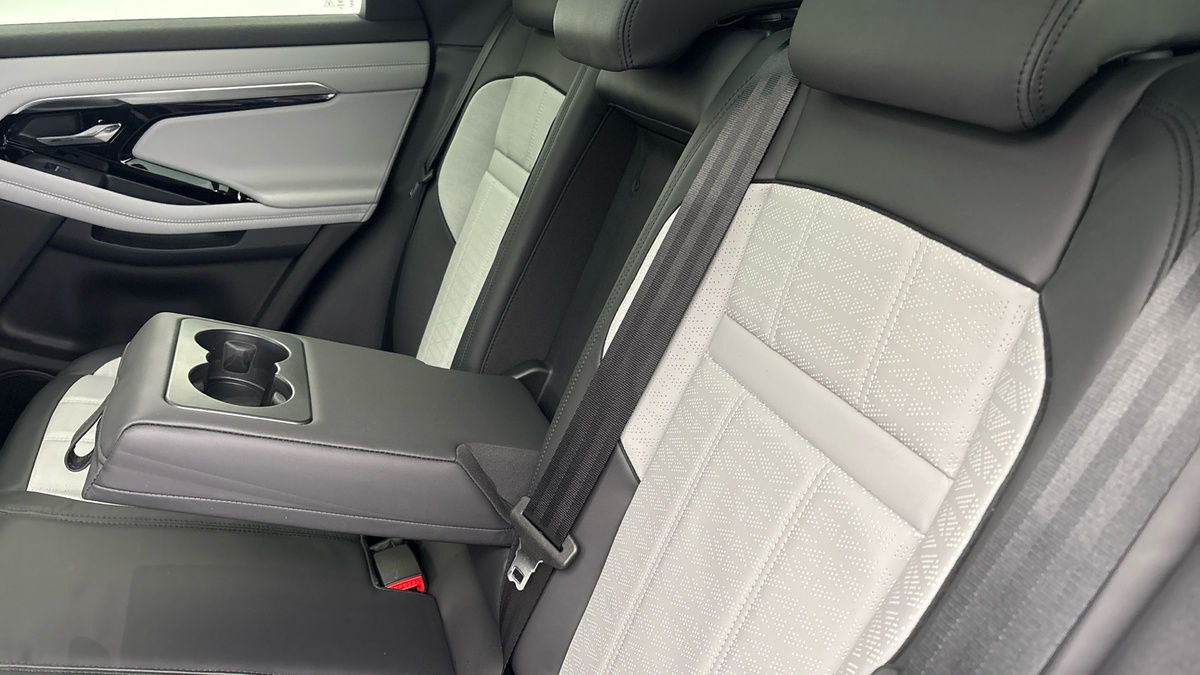 Used Land Rover Range Rover Evoque 2023 for sale - 77342449: Photo 9