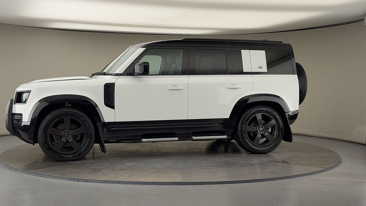 Used Land Rover Defender 110 2021 for sale - 75924515: Photo 28