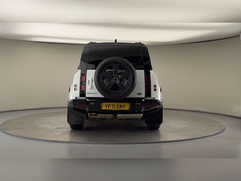 Used Land Rover Defender 110 2021 for sale - 75924515: Photo