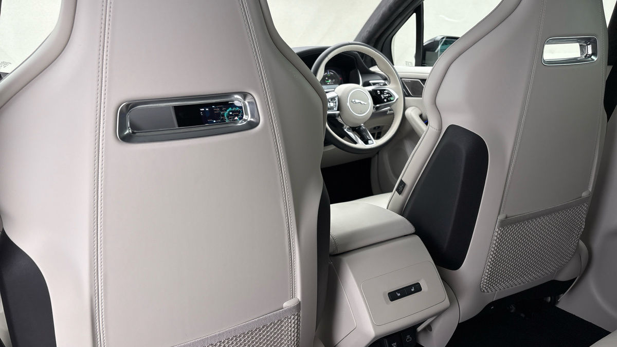 Used Jaguar I-Pace 2023 for sale - 76547571: Photo 28