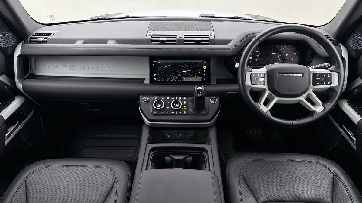 Used Land Rover Defender 110 2024 for sale - 75999285: Photo 12
