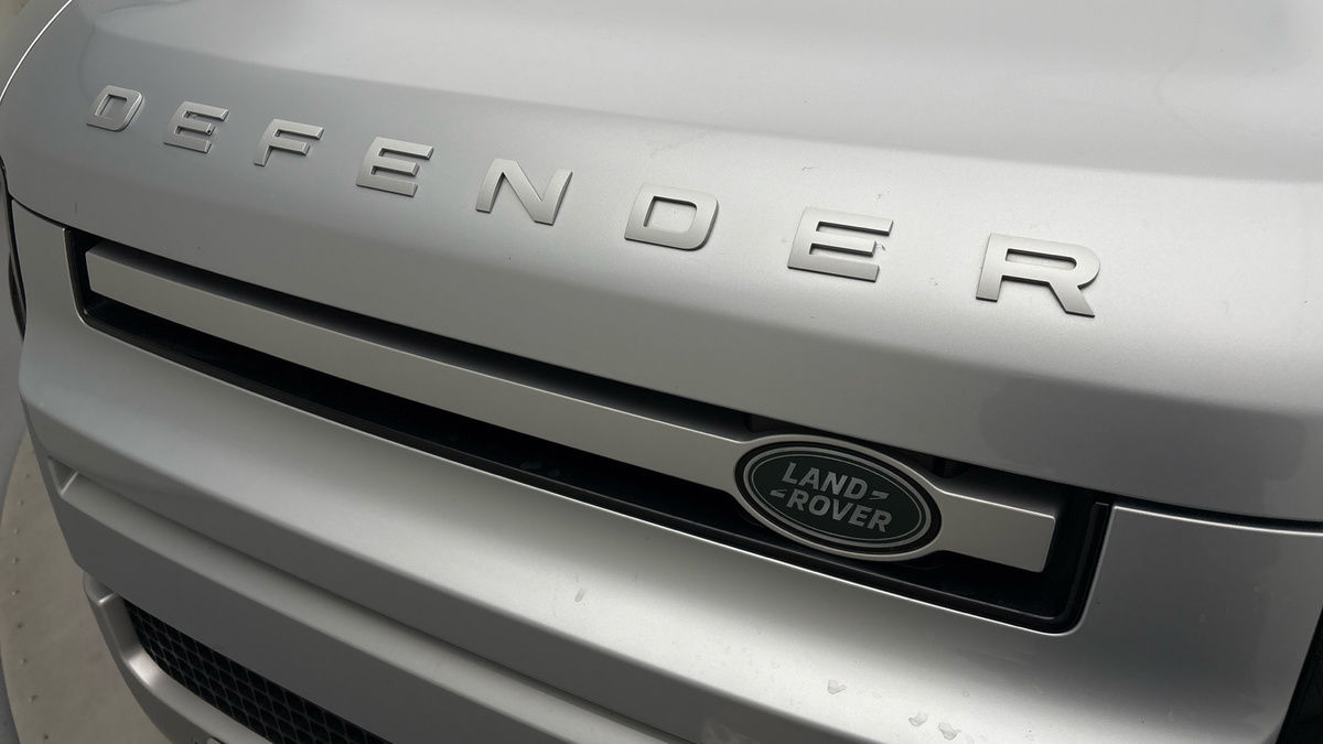 Used Land Rover Defender 110 2024 for sale - 75999285: Photo 24