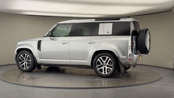Used Land Rover Defender 110 2024 for sale - 75999285: Photo 26