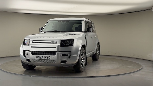 Used Land Rover Defender 110 2024 for sale - 75999285: Photo 31