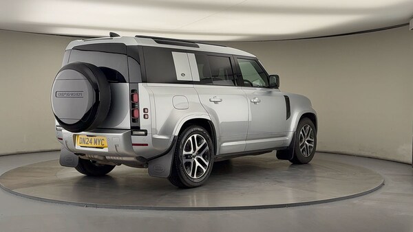 Used Land Rover Defender 110 2024 for sale - 75999285: Photo 39