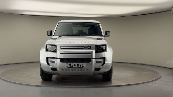 Used Land Rover Defender 110 2024 for sale - 75999285: Photo 3