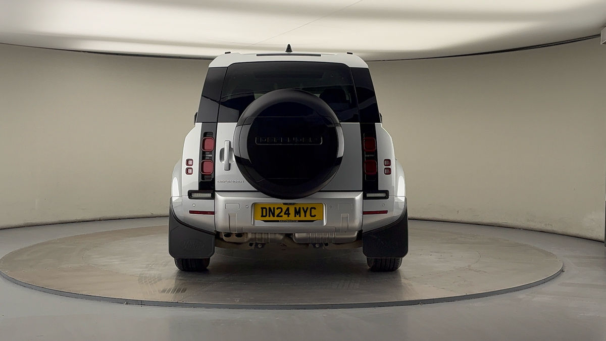 Used Land Rover Defender 110 2024 for sale - 75999285: Photo 4