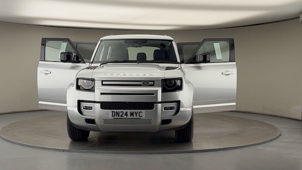 Used Land Rover Defender 110 2024 for sale - 75999285: Photo 51