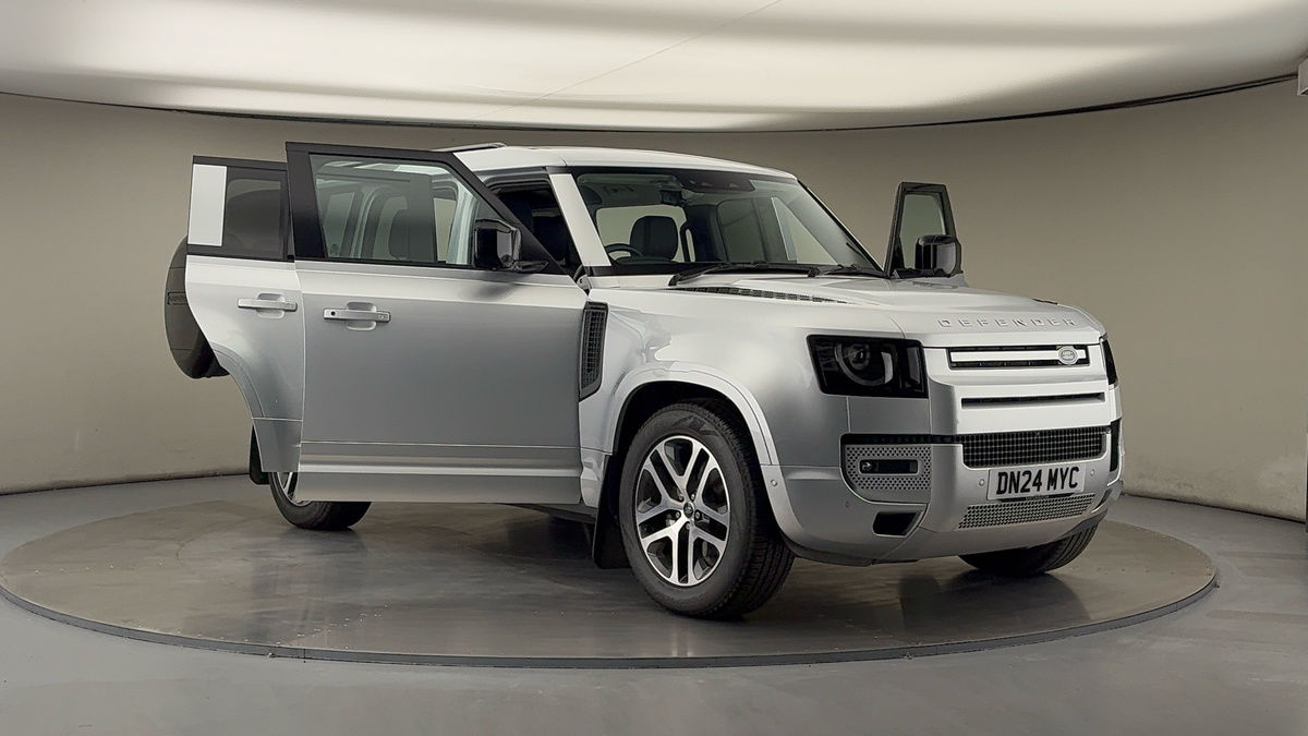 Used Land Rover Defender 110 2024 for sale - 75999285: Photo 53