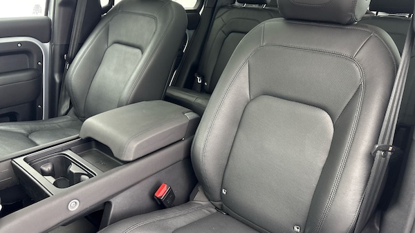 Used Land Rover Defender 110 2024 for sale - 75999285: Photo 7