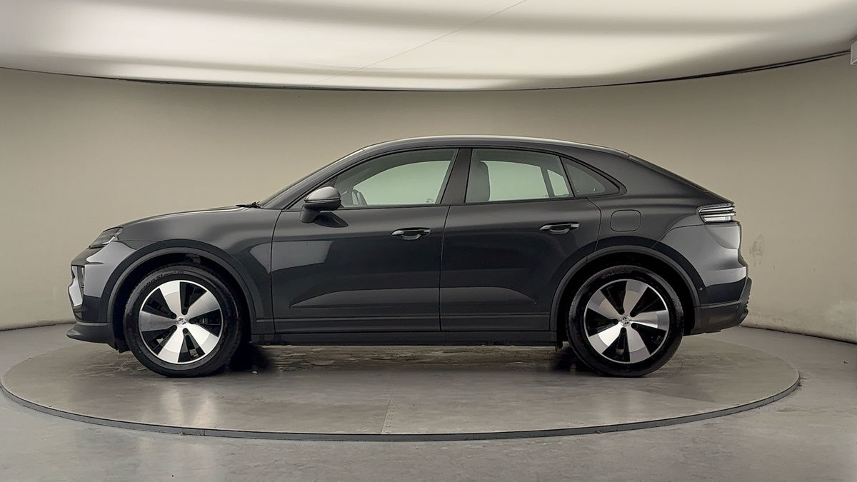 Used Porsche Macan 2025 for sale - 77494465: Photo 15