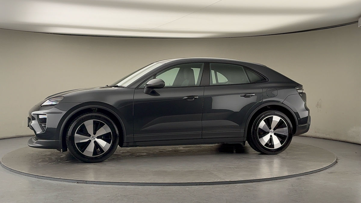 Used Porsche Macan 2025 for sale - 77494465: Photo 28