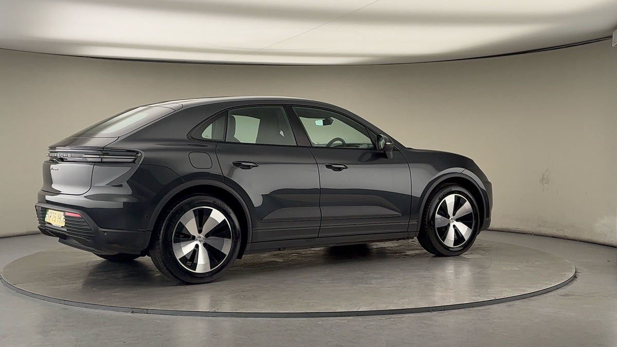 Used Porsche Macan 2025 for sale - 77494465: Photo 38