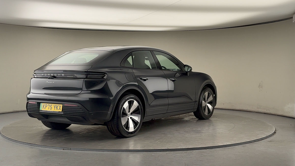 Used Porsche Macan 2025 for sale - 77494465: Photo 39