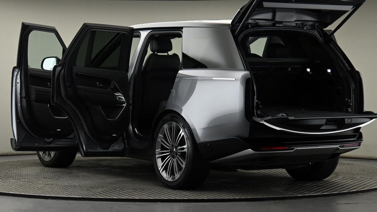 Used Land Rover Range Rover 2023 for sale - 77749389: Photo 13