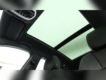Used Porsche Macan 2021 for sale - 75307947: Photo