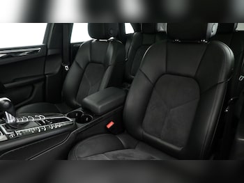 Used Porsche Macan 2021 for sale - 75307947: Photo