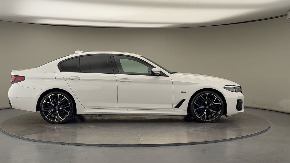 Used BMW 5 Series 2022 for sale - 76119513: Photo 16