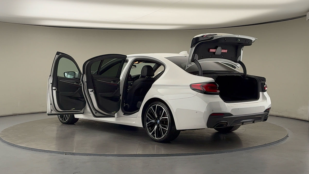 Used BMW 5 Series 2022 for sale - 76119513: Photo 44