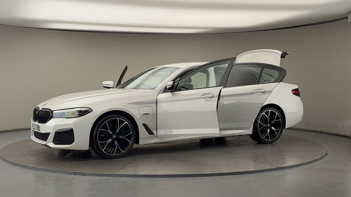 Used BMW 5 Series 2022 for sale - 76119513: Photo 48