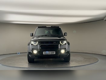 Used Land Rover Defender 2024 for sale - 75912440: Photo