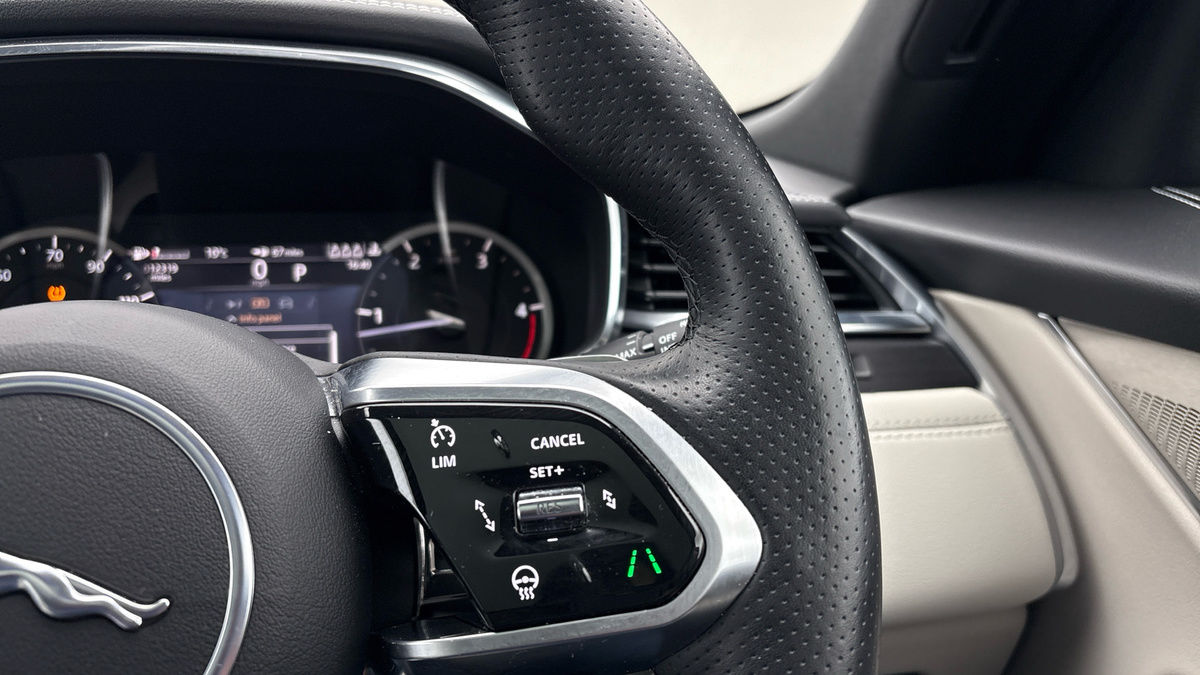 Used Jaguar F-Pace 2023 for sale - 77906153: Photo 14